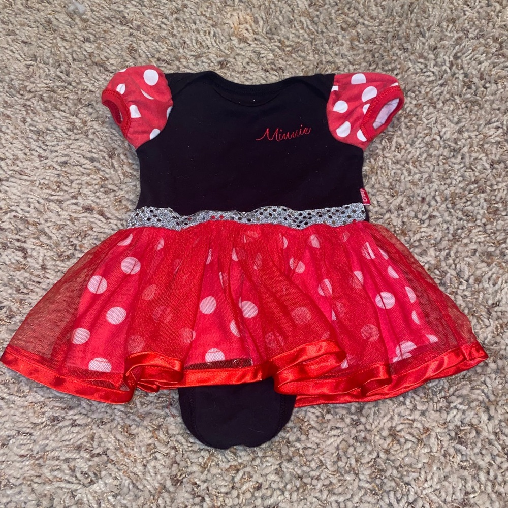 Girls Minnie Mouse outfit